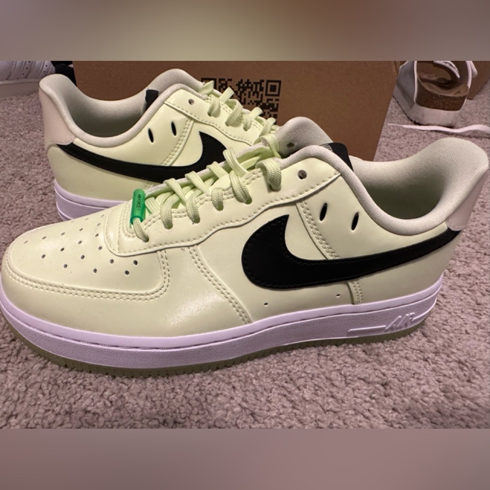 Nike Air Force 1 '07 LX 'Barely Volt